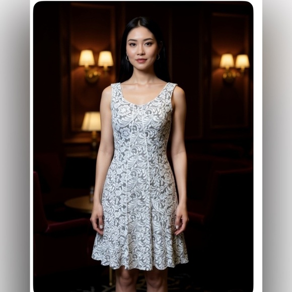 Maggy London Dresses & Skirts - Maggy London Black and White A-line Midi Dress